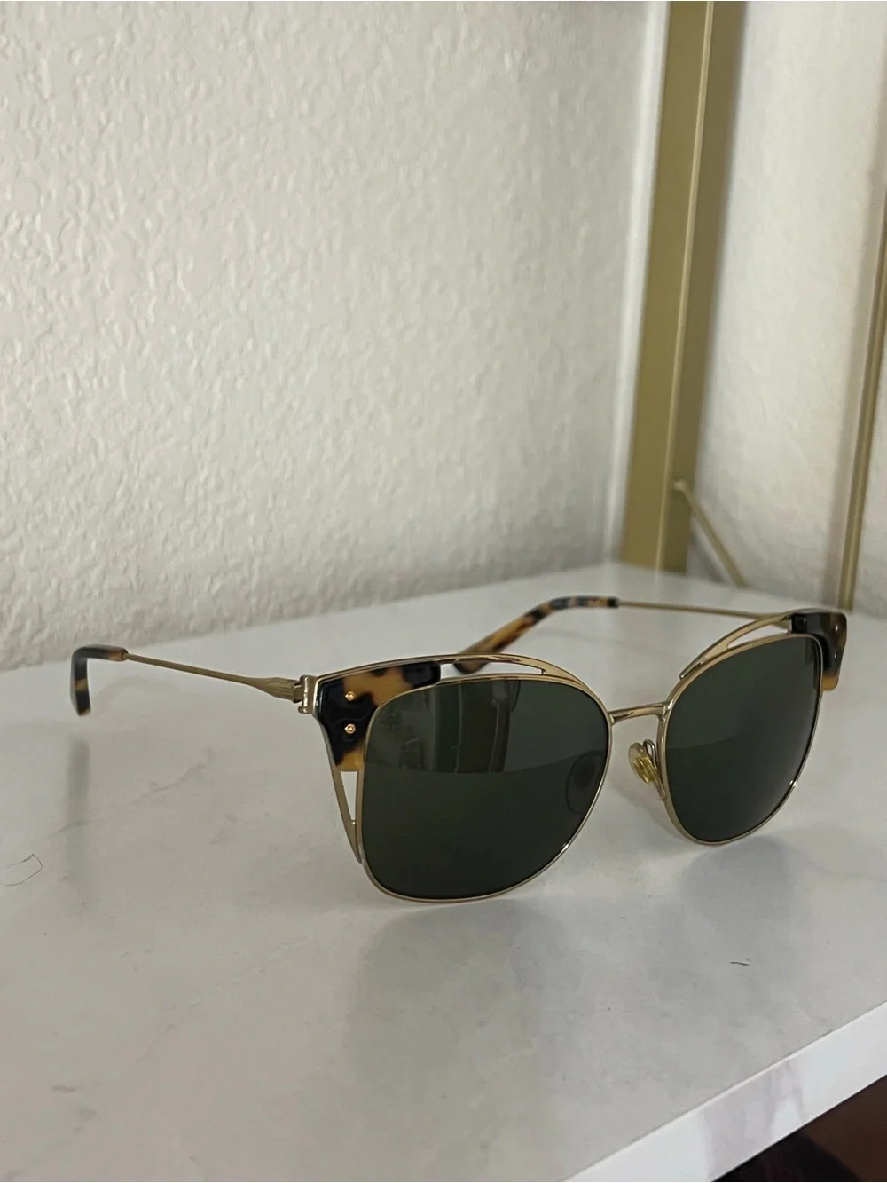 Tory Burch Tortoise Open Metal Frame Sunglasses Cat Eye Style TY6049
